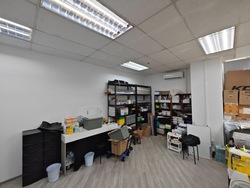 Toh Guan Centre (D22), Factory #639449271